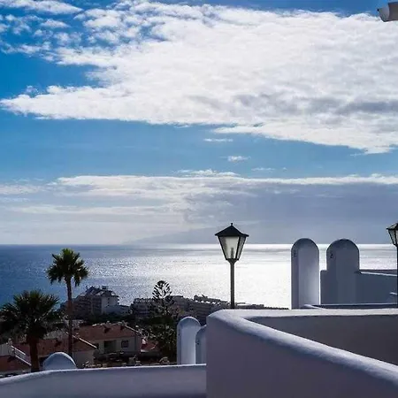 The Black House In Apartamento