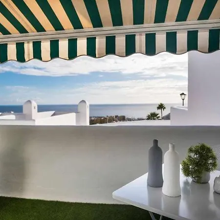 The Black House In Apartamento Costa Adeje (Tenerife)
